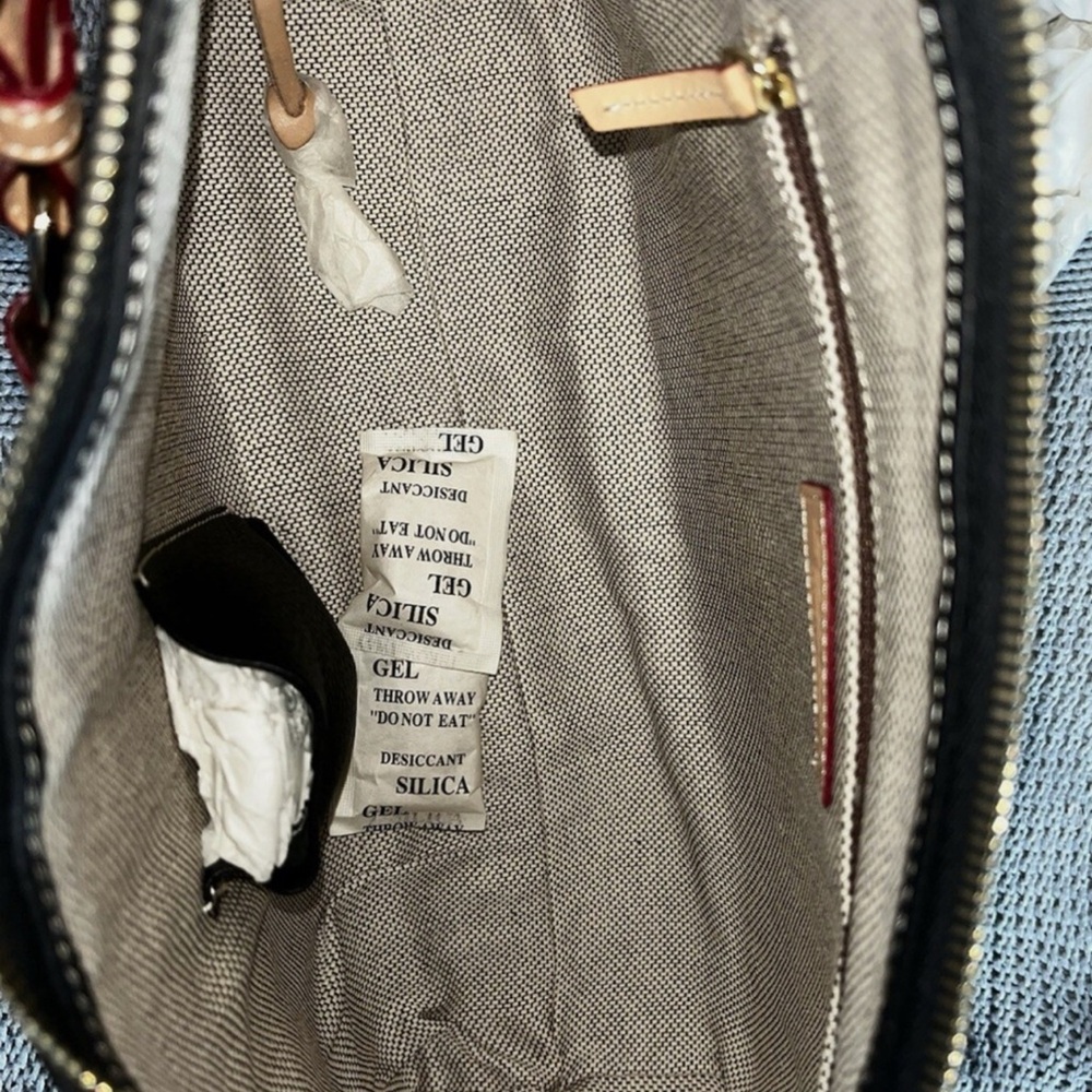 Dooney & Bourke Black and Tan Shoulder Bag - Picture 6 of 8